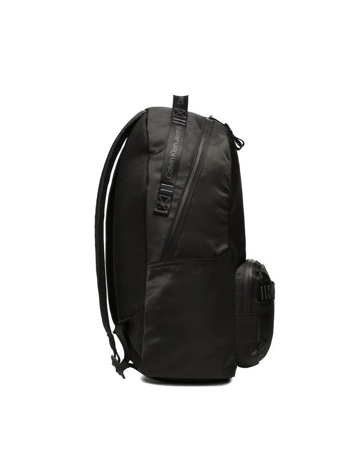 Mochila para hombre CALVIN KLEIN K50K509820 BDS negra - Estilo