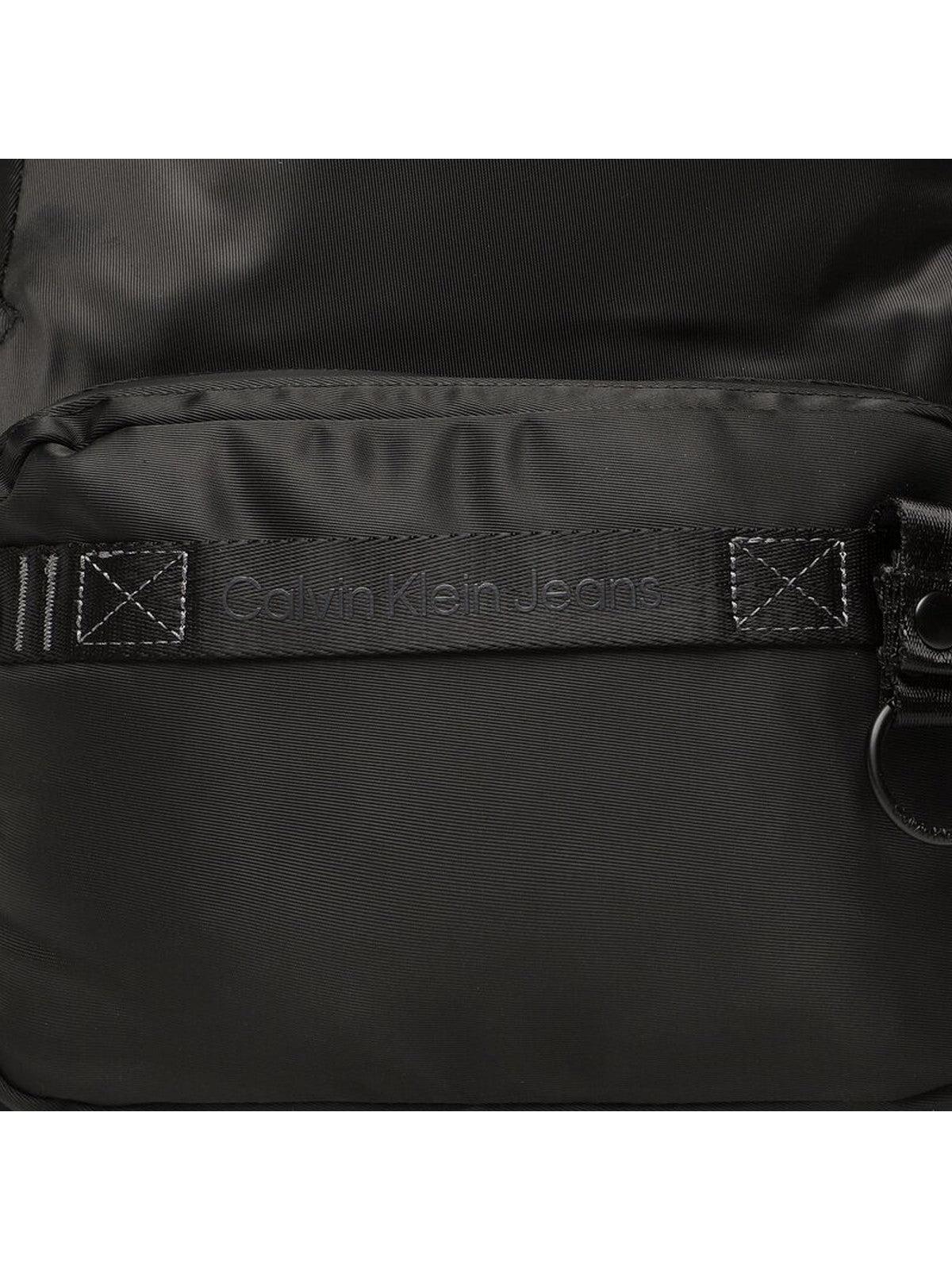Mochila para hombre CALVIN KLEIN K50K509820 BDS negra - Estilo